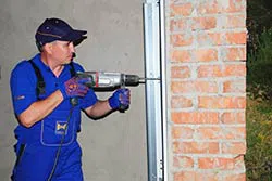 Trust Garage Door Snellville, GA 770-282-3572 Trust Garage Door Snellville, GA 770-282-3572 - installation-side